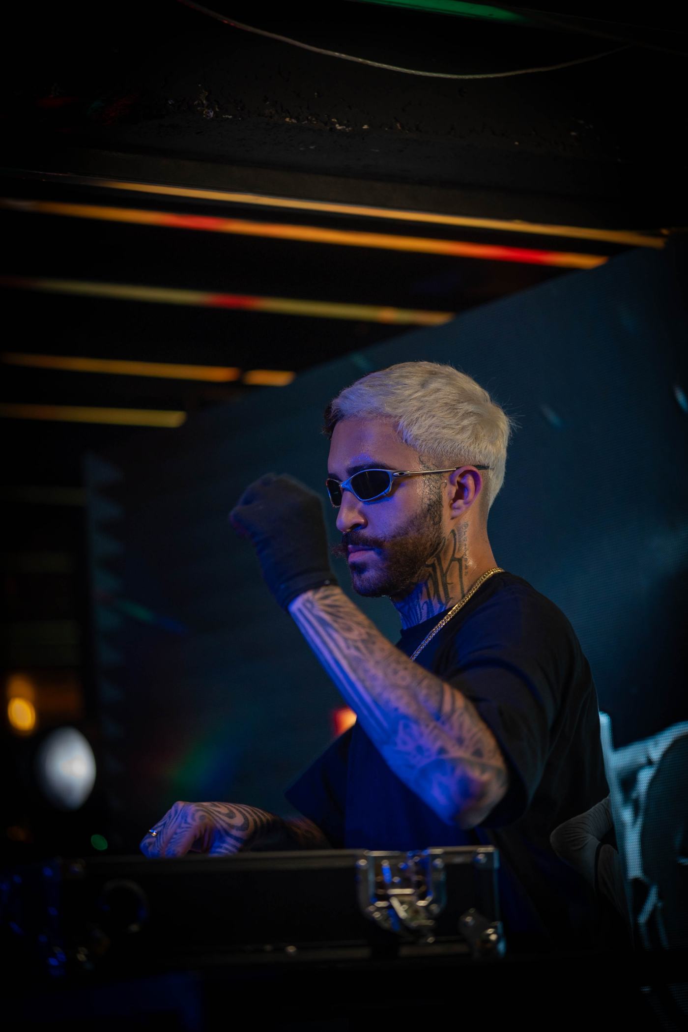 Foto RESENHA-BA-0167 — Jogo do Brasil + NOOBREAK