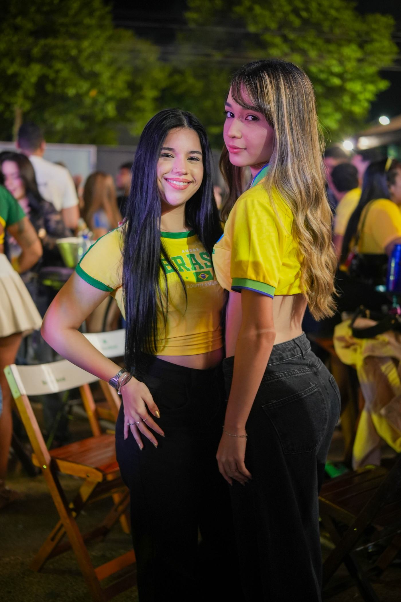 Foto RESENHA-BA-0131 — Jogo do Brasil + NOOBREAK